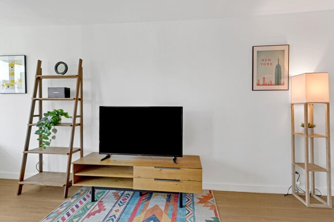 Photo - 64B W 37th St Unit SI FL23-ID379047P