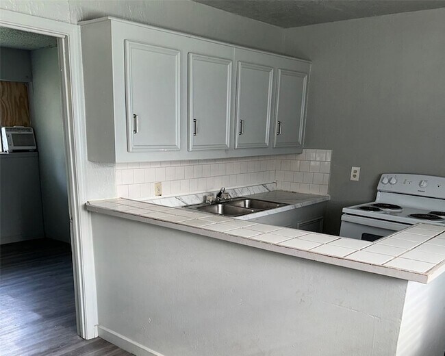 Photo - 5409 Suez St Unit 3