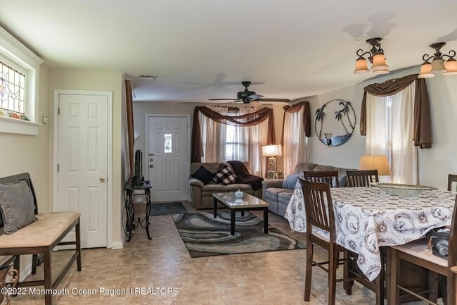 Photo - 51 Seadrift Avenue