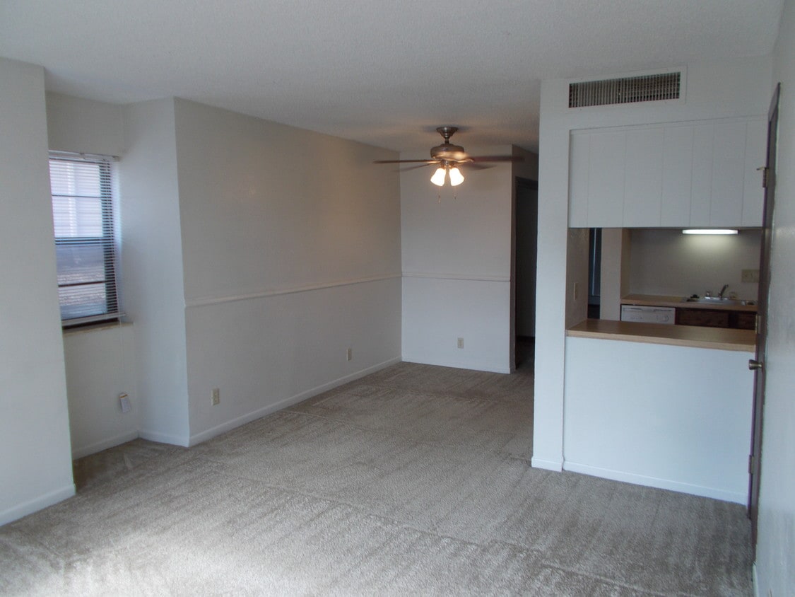 Floor Plan - Classic Two Bedroom Apartment Home