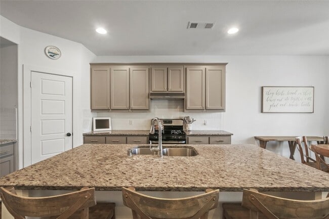 Photo - 1213 Glacier Ct
