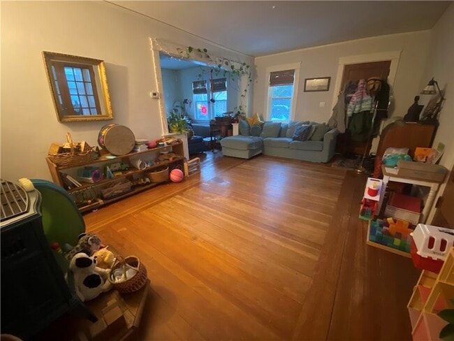 Photo - 182 Calla St