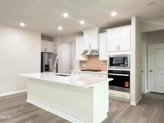 Photo - 1008 St Lawrence Dr