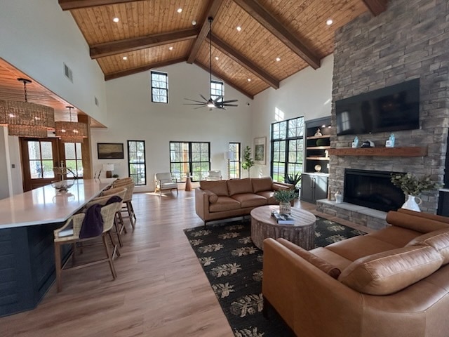 Brand New Clubhouse Lounge - Graybrook and Graycroft