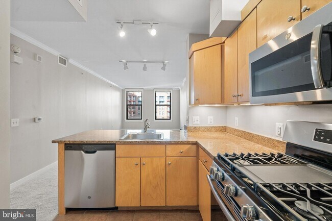 Photo - 631 D St NW Unit 1037