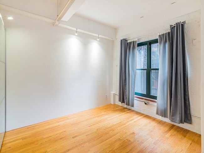 Photo - 42 Chauncy St Unit 5D