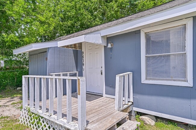 Photo - 9839 Racine St Unit 1/2