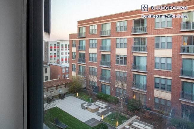 Photo - 360 H St NW Unit FL5-ID420