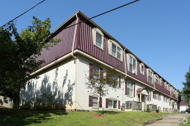 Common entrance 2 bedrooms - Revive 1749 - All Utilities Incl