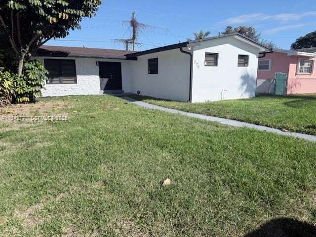 Photo - 275 NE 173rd St