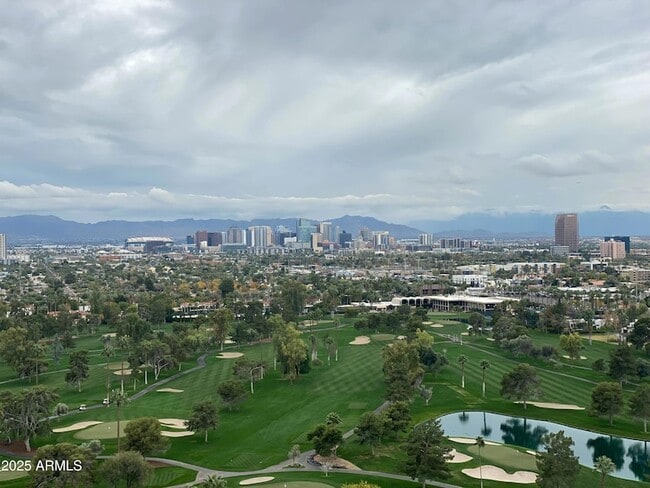 Building Photo - 1040 E Osborn Rd