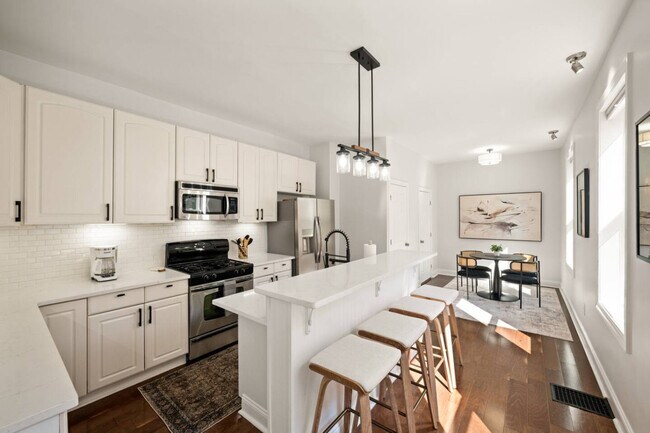 Photo - 516 E 12th St Unit ID1314562P