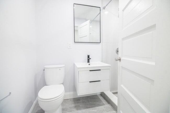 Photo - 36 Winchester St Unit 6