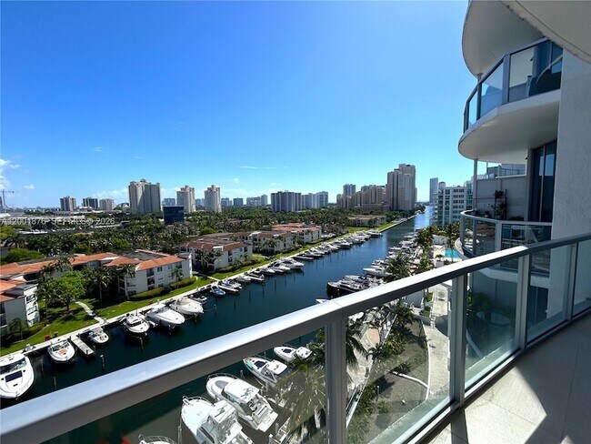 Photo - 3029 NE 188th St Unit 905