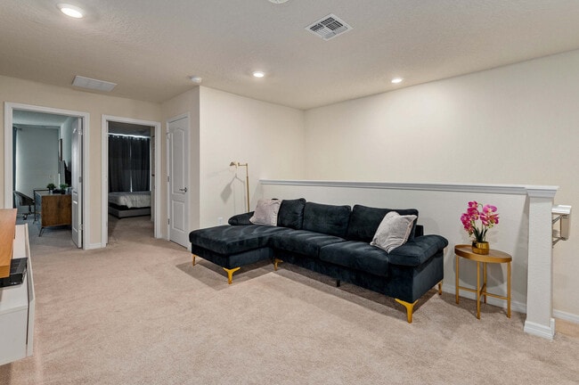 Photo - 7577 Oak Spg Ln Unit ID1035715P