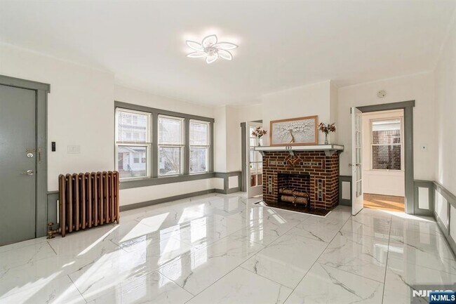 Photo - 41-43 Poe Avenue Unit 1 Unit 1