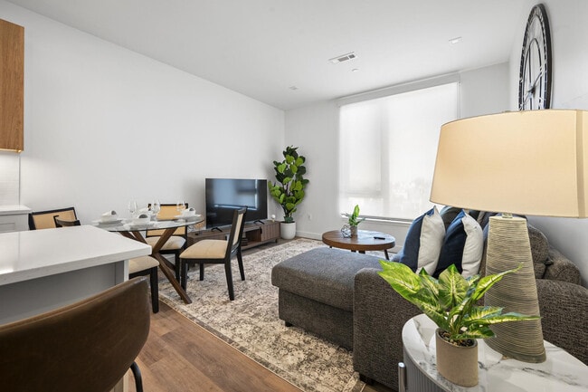 Photo - 282 Bremen St Unit SI ID1240293P