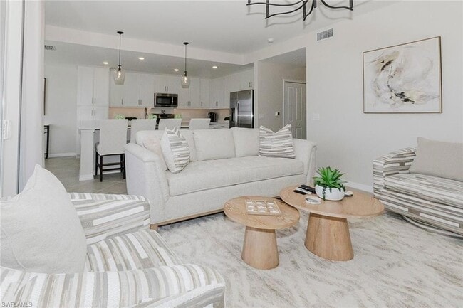 Photo - 5527 Double Eagle Cir