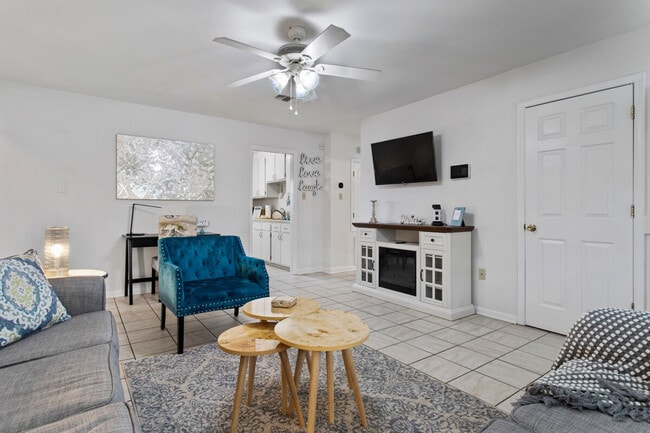 Photo - 805 Lewis Ave Unit SI ID1473629P