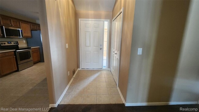 Photo - 6146 Lone Oak Cir Unit 2