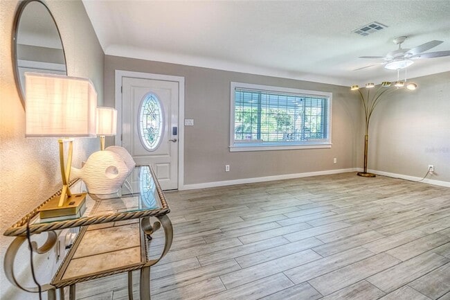 Photo - 9796 52nd Terrace N