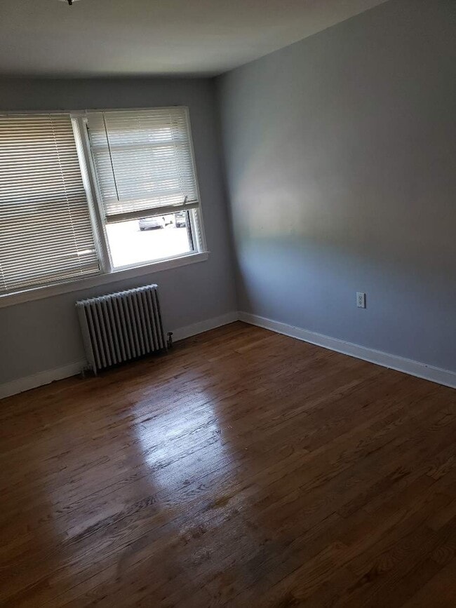 Photo - 441-443 Maryland St