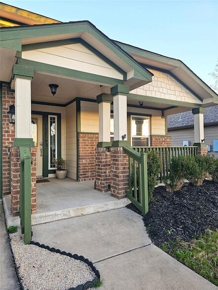 Photo - 18205 Bandelier Dr