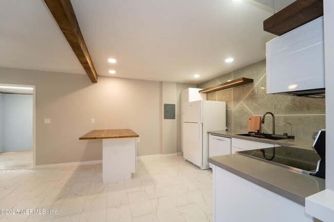 Photo - 5455 Pelican Way Unit B