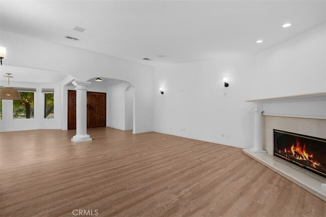 Photo - 600 Cliff Dr