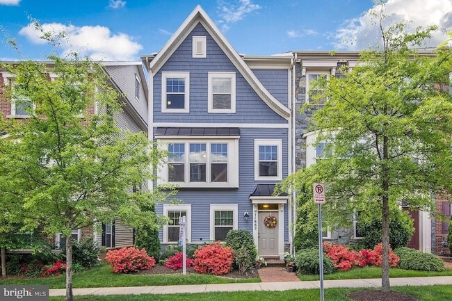Building Photo - 11882 Country Squire Way