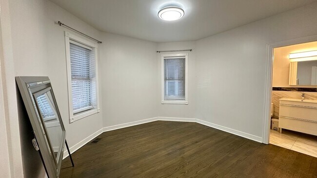 Photo - 5716 N Campbell Ave