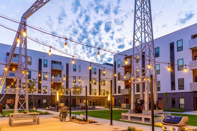 Photo - Rowat Lofts Apartments