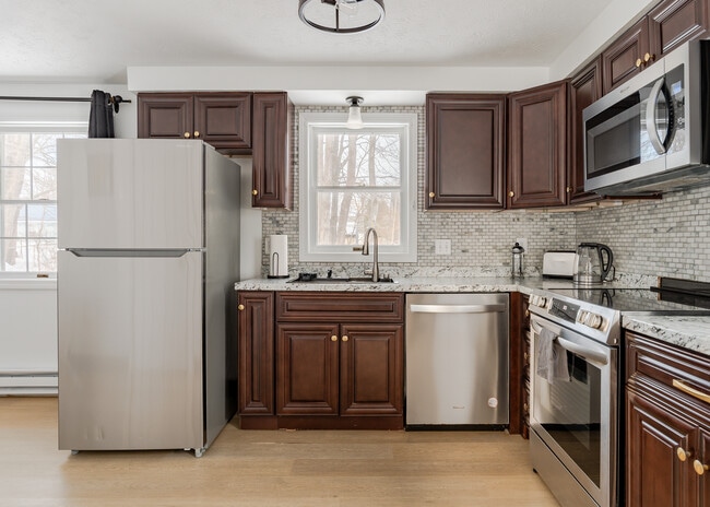 Photo - 49 Berkshire Rd