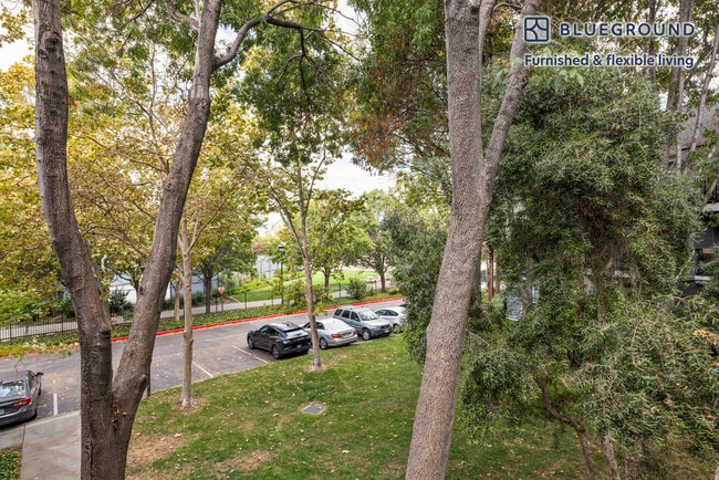 Photo - 600 Park View Dr Unit FL2-ID1977