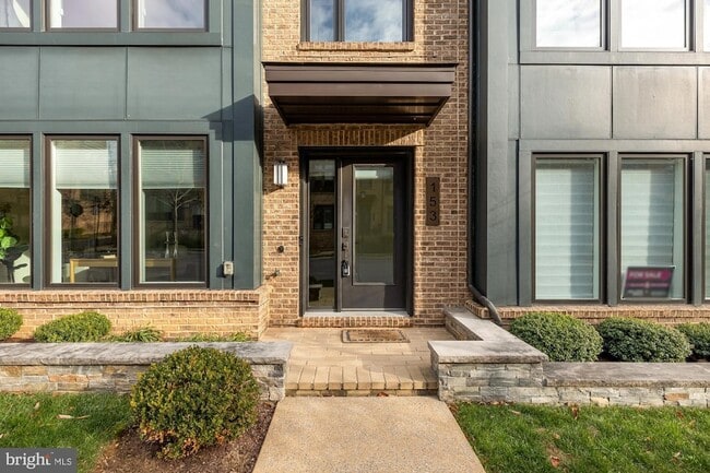 Photo - 153 Winsome Cir