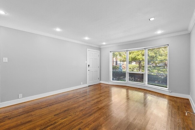 Photo - 3012 Mahanna Springs Dr Unit A