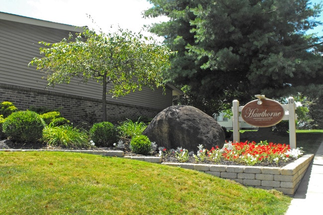 Photo - Hawthorne Apartments