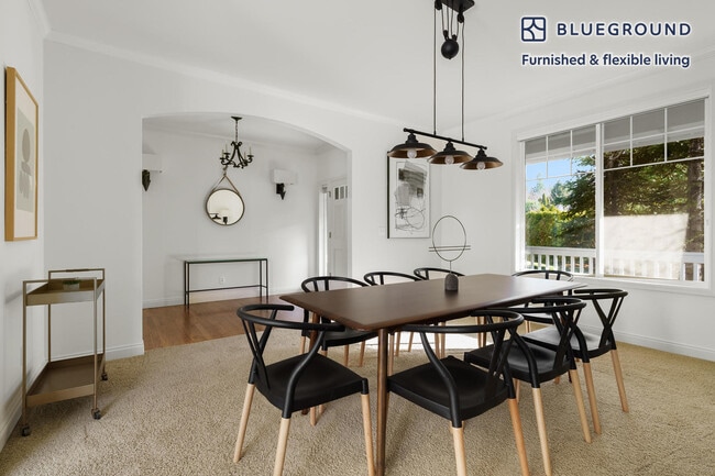 Photo - 24850 NE 2nd Ct