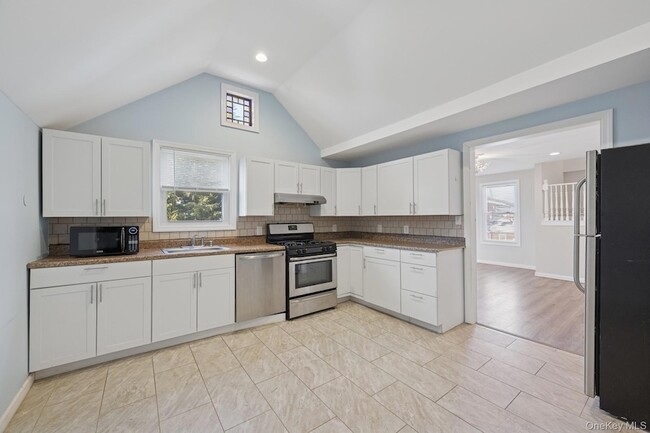 Photo - 264 S Ocean Ave