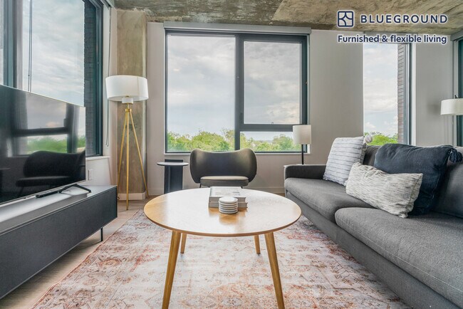 Photo - 3030 Potomac Ave Unit FL3-ID1033