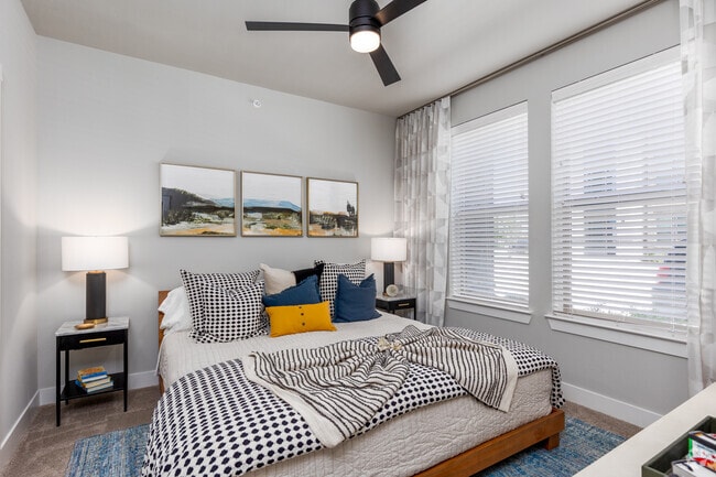 1BR, 1BA - 706SF - A2 - Bedroom - Union House