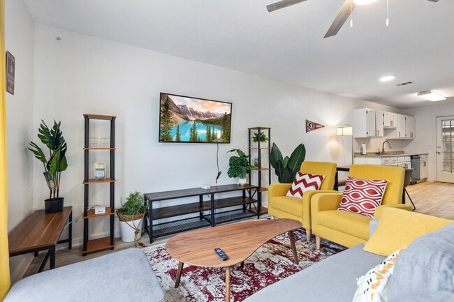 Building Photo - 1338 Nylic St Unit ID1319908P