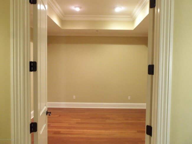 Photo - 1031 Oval Rd