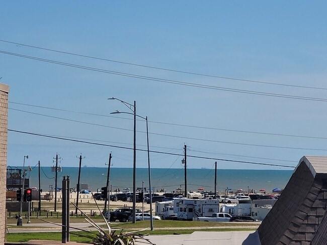 Building Photo - 215 Postoffice St Unit 104