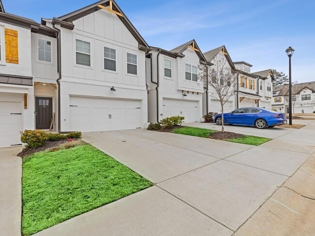 Building Photo - 94 Garrison Dr