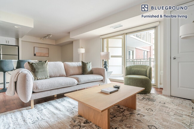 Building Photo - 4001 9th St N Unit FL5-ID1161