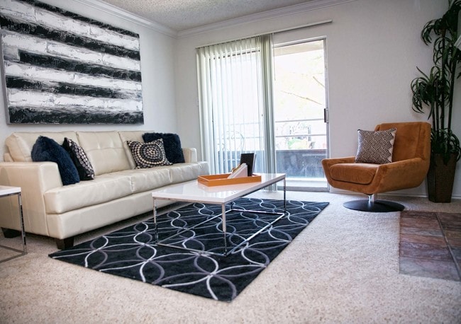 Building Photo - One Townecrest Apartments