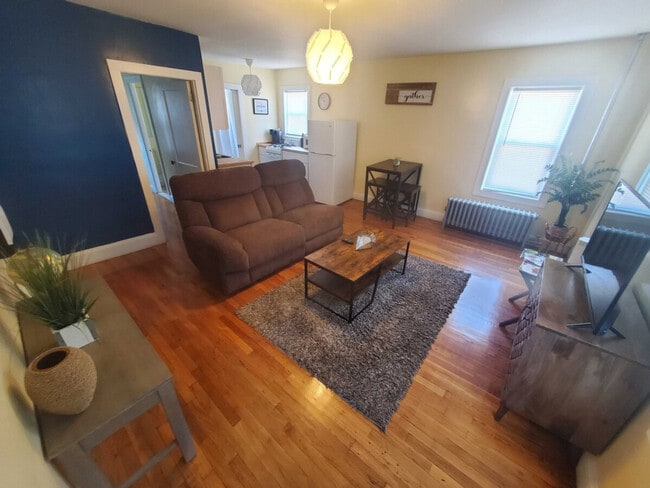 Building Photo - 132 Wesleyan Ave Unit ID1373650P