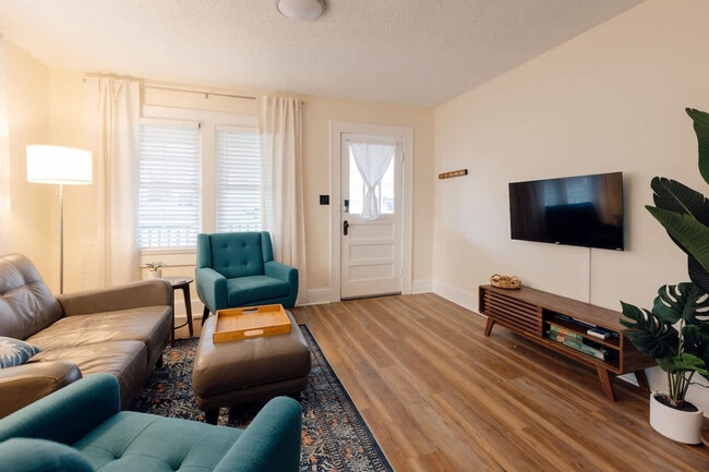 Photo - 217 Highland Ave Unit ID1397956P