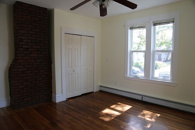 Photo - 130 Ash St Unit 1